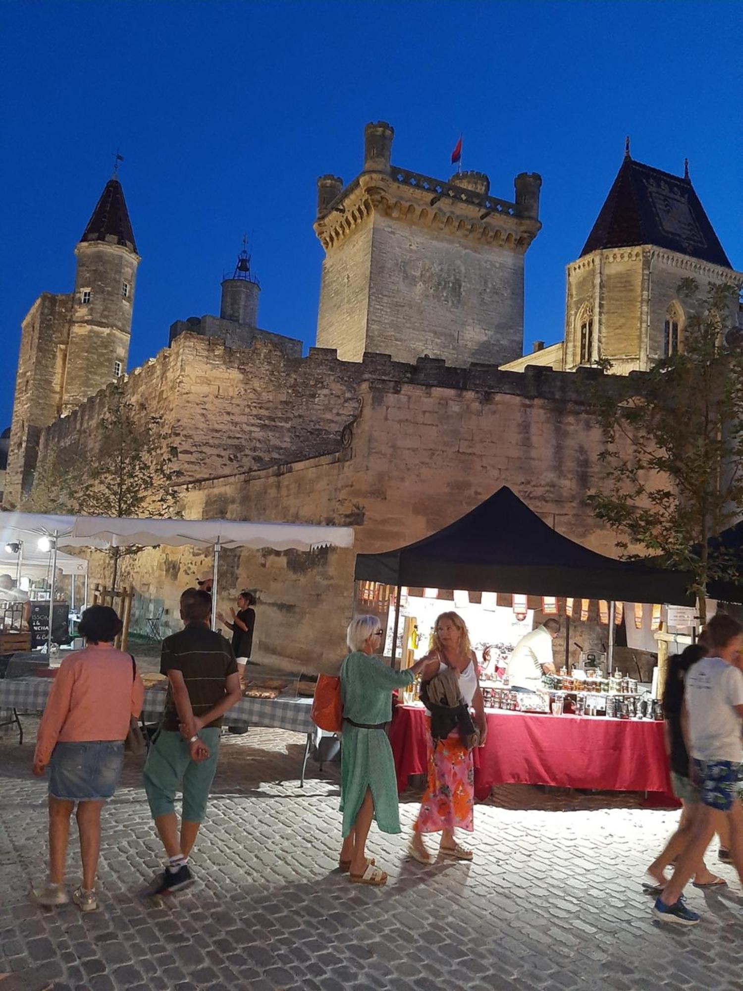 Appartement Avec Grand Jardin Et Parking, Uzès Eksteriør billede